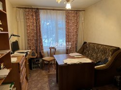 3-комнатная квартира (72м2) на продажу по адресу Тельмана ул., 50— фото 6 из 16