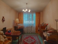 3-комнатная квартира (65м2) на продажу по адресу Солидарности пр., 8— фото 8 из 24