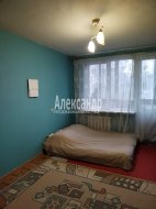 3-комнатная квартира (66м2) на продажу по адресу Дыбенко ул., 27— фото 7 из 15