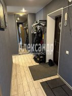 2-комнатная квартира (57м2) на продажу по адресу Нахимова ул., 3— фото 9 из 14