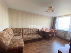 2-комнатная квартира (51м2) на продажу по адресу Выборг г., Рубежная ул., 30— фото 9 из 13
