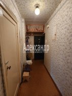 2-комнатная квартира (45м2) на продажу по адресу Кириши г., Пионерская ул., 7— фото 5 из 9