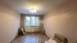2-комнатная квартира (50м2) на продажу по адресу Светогорск г., Лесная ул., 5— фото 11 из 19