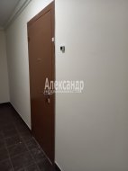 1-комнатная квартира (36м2) на продажу по адресу Ломоносов г., Михайловская ул., 51— фото 6 из 26