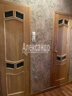 2-комнатная квартира (51м2) на продажу по адресу Маршала Захарова ул., 22— фото 12 из 31