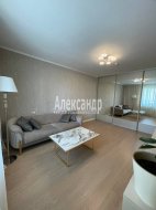 2-комнатная квартира (59м2) на продажу по адресу Маршала Казакова ул., 78— фото 6 из 52