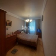 2-комнатная квартира (44м2) на продажу по адресу Бухарестская ул., 31— фото 7 из 21