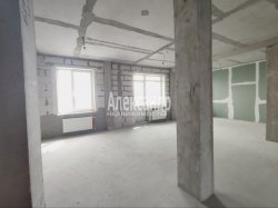 4-комнатная квартира (162м2) на продажу по адресу Кириши г., Волховская наб., 44— фото 4 из 18