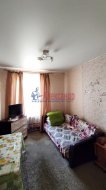 Комната в 8-комнатной квартире (100м2) на продажу по адресу Павлово село, Быкова ул., 33— фото 2 из 7