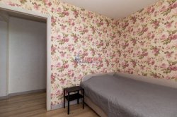 2-комнатная квартира (58м2) на продажу по адресу Свердлова пос., Западный пр-зд, 10— фото 6 из 17