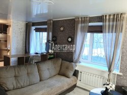 2-комнатная квартира (55м2) на продажу по адресу Зеленогорск г., Комсомольская ул., 6— фото 2 из 15