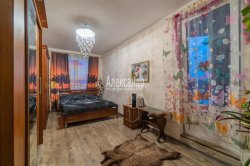 2-комнатная квартира (60м2) на продажу по адресу Русановская ул., 17— фото 8 из 31