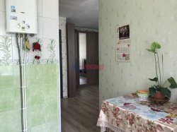 2-комнатная квартира (43м2) на продажу по адресу Сланцы г., Ломоносова ул., 48— фото 3 из 14