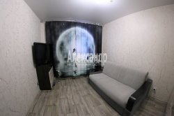 2-комнатная квартира (43м2) на продажу по адресу Мурино г., Шувалова ул., 19— фото 12 из 21
