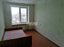 3-комнатная квартира (56м2) на продажу по адресу Любань пос., Мельникова просп., 9— фото 2 из 13
