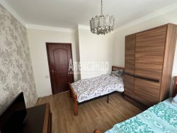 3-комнатная квартира (70м2) на продажу по адресу Малая Бухарестская ул., 9— фото 19 из 37