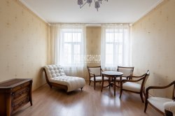 2-комнатная квартира (65м2) на продажу по адресу Серпуховская ул., 34— фото 3 из 26