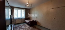 1-комнатная квартира (33м2) на продажу по адресу Композиторов ул., 11— фото 3 из 32