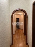 3-комнатная квартира (114м2) на продажу по адресу Белградская ул., 52— фото 7 из 25