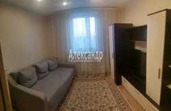 3-комнатная квартира (62м2) на продажу по адресу Петергофское шос., 3— фото 5 из 13