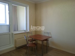 1-комнатная квартира (43м2) на продажу по адресу Авиаконструкторов пр., 16— фото 4 из 18