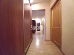 3-комнатная квартира (80м2) на продажу по адресу Бухарестская ул., 156— фото 14 из 29