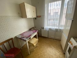 2-комнатная квартира (41м2) на продажу по адресу Светогорск г., Пограничная ул., 3— фото 4 из 23