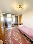 2-комнатная квартира (51м2) на продажу по адресу Будапештская ул., 71— фото 2 из 11