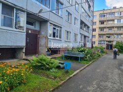 2-комнатная квартира (53м2) на продажу по адресу Бережки дер., 20— фото 2 из 12
