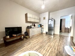 2-комнатная квартира (69м2) на продажу по адресу Дыбенко ул., 2— фото 2 из 13
