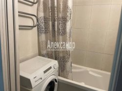 2-комнатная квартира (63м2) на продажу по адресу Богатырский просп., 57— фото 15 из 37