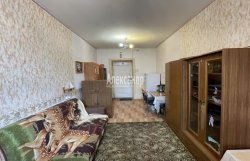 Комната в 12-комнатной квартире (312м2) на продажу по адресу Реки Фонтанки наб., 137— фото 2 из 28