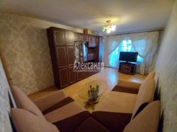 3-комнатная квартира (80м2) на продажу по адресу Бухарестская ул., 156— фото 19 из 29