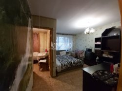 1-комнатная квартира (31м2) на продажу по адресу Волхов г., Молодежная ул., 16— фото 3 из 11