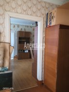 2-комнатная квартира (47м2) на продажу по адресу Кузнечное пос., Приозерское шос., 6Б— фото 9 из 20