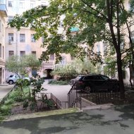 Комната в 2-комнатной квартире (66м2) на продажу по адресу Пушкинская ул., 13— фото 8 из 22
