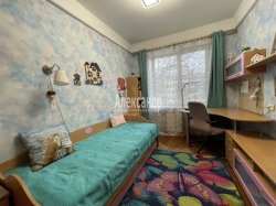 3-комнатная квартира (56м2) на продажу по адресу Юрия Гагарина просп., 26— фото 5 из 15