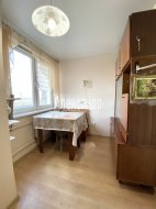 2-комнатная квартира (60м2) на продажу по адресу Шушары пос., Новгородский просп., 4— фото 12 из 39