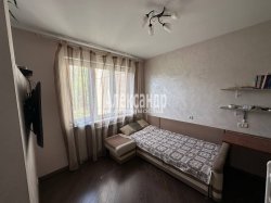 3-комнатная квартира (70м2) на продажу по адресу Малая Бухарестская ул., 9— фото 6 из 37