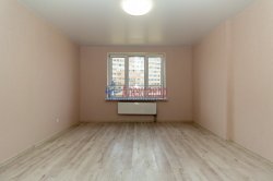 2-комнатная квартира (60м2) на продажу по адресу Мурино г., Петровский бул., 5— фото 6 из 18