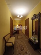 6-комнатная квартира (215м2) на продажу по адресу Столярный пер., 10-12— фото 9 из 36