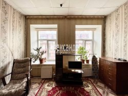 Комната в 3-комнатной квартире (152м2) на продажу по адресу Колпинская ул., 27-29— фото 28 из 41