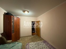 3-комнатная квартира (65м2) на продажу по адресу Партизана Германа ул., 23— фото 16 из 18