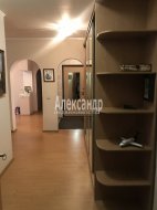3-комнатная квартира (93м2) на продажу по адресу Латышских Стрелков ул., 15— фото 9 из 29