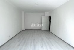 1-комнатная квартира (38м2) на продажу по адресу Руднева ул., 18— фото 3 из 31