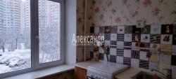 3-комнатная квартира (56м2) на продажу по адресу Стрельна г., Гоголя ул., 6— фото 23 из 28