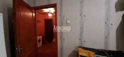 Комната в 3-комнатной квартире (62м2) на продажу по адресу Красное Село г., Нарвская ул., 8— фото 6 из 25