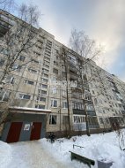 2-комнатная квартира (47м2) на продажу по адресу Художников пр., 34— фото 2 из 15