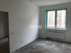 1-комнатная квартира (33м2) на продажу по адресу Кудрово г., Солнечная ул., 12— фото 4 из 13