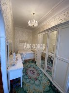 4-комнатная квартира (108м2) на продажу по адресу 2-я Советская ул., 10— фото 5 из 15